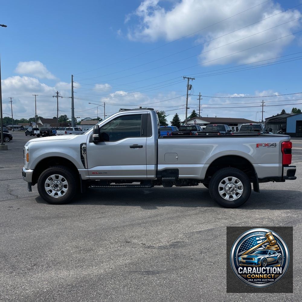 2024 Ford F350 S/D XLT