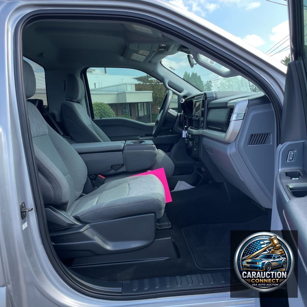 2024 Ford F350 S/D XLT
