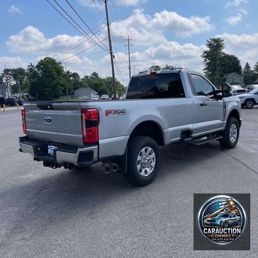2024 Ford F350 S/D XLT