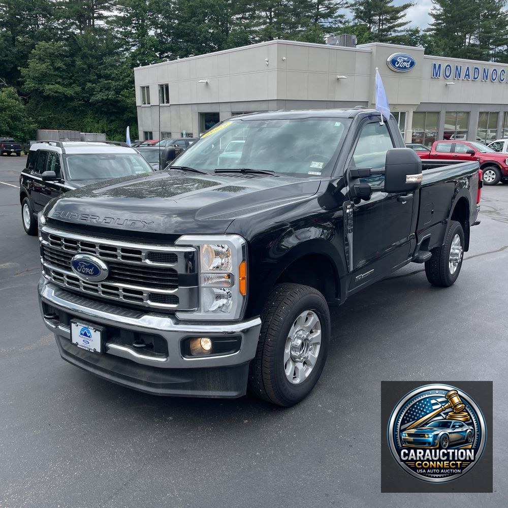 2023 Ford F350 S/D XLT
