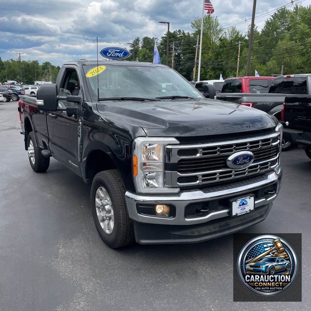 2023 Ford F350 S/D XLT