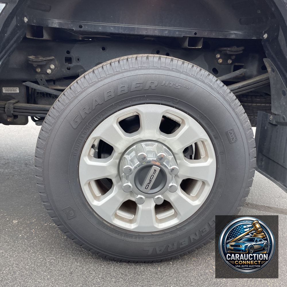 2023 Ford F350 S/D XLT