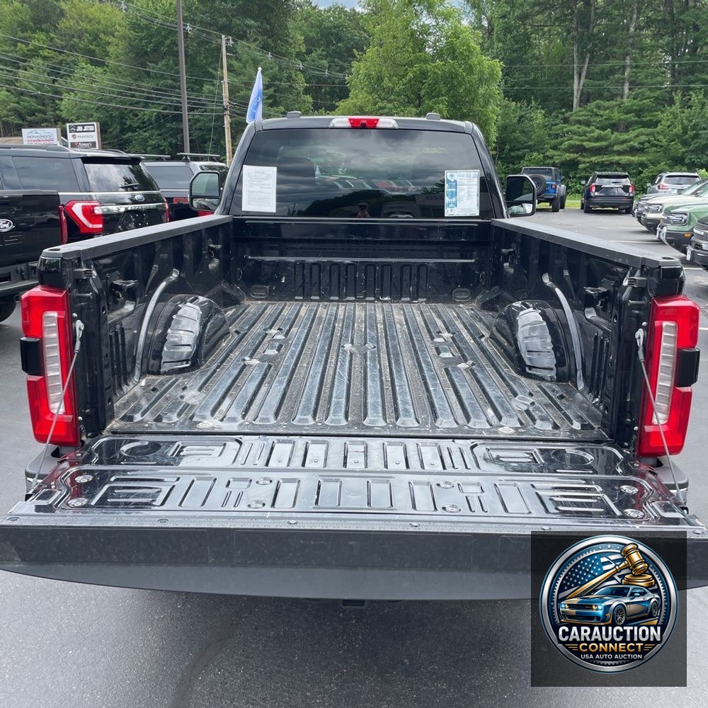 2023 Ford F350 S/D XLT