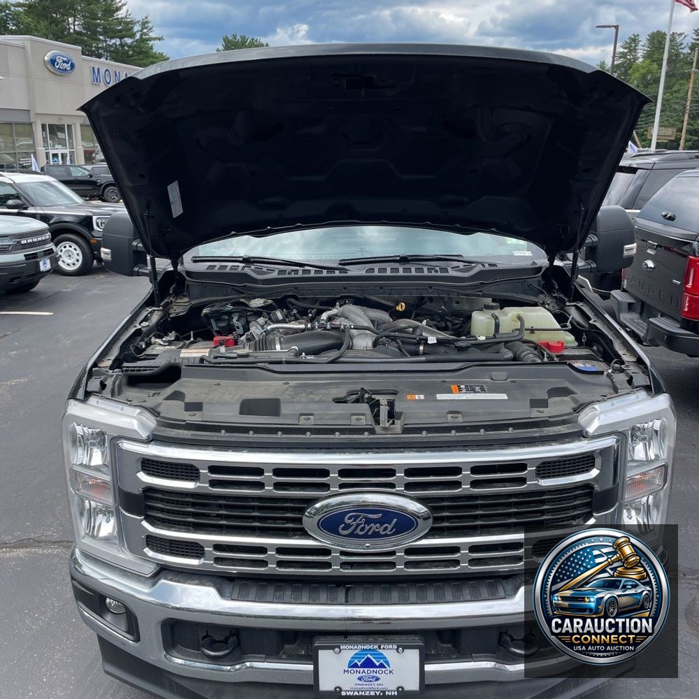 2023 Ford F350 S/D XLT
