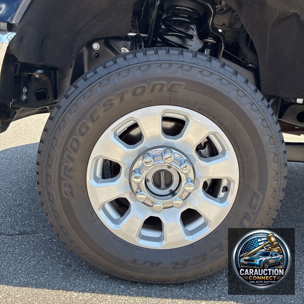 2023 Ford F-350 Super Duty XLT