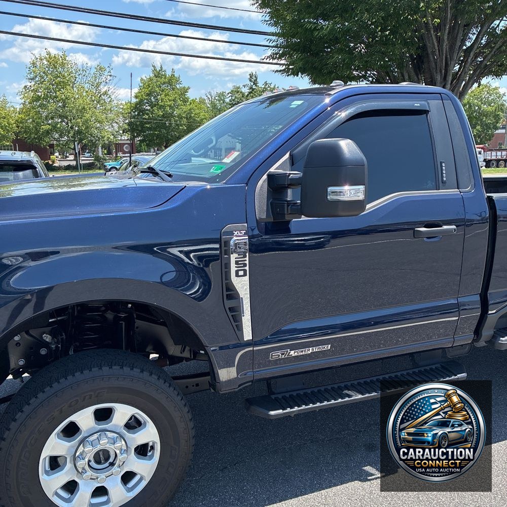 2023 Ford F-350 Super Duty XLT