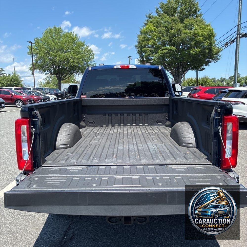2023 Ford F-350 Super Duty XLT