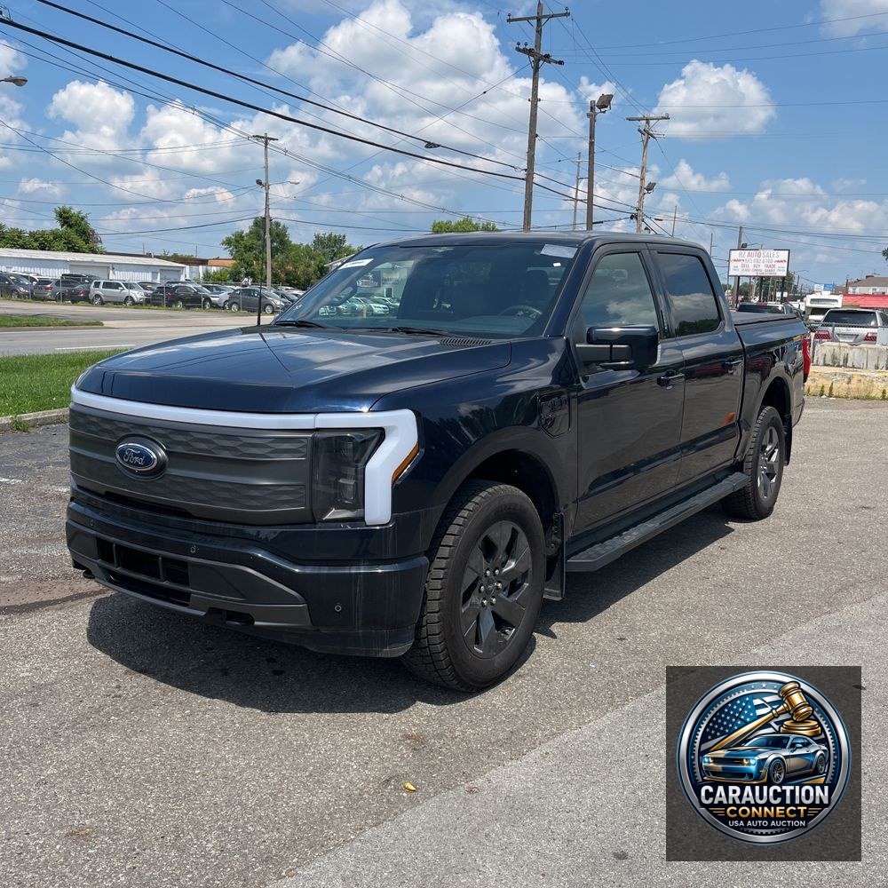 2023 Ford F150 Lightning Lariat