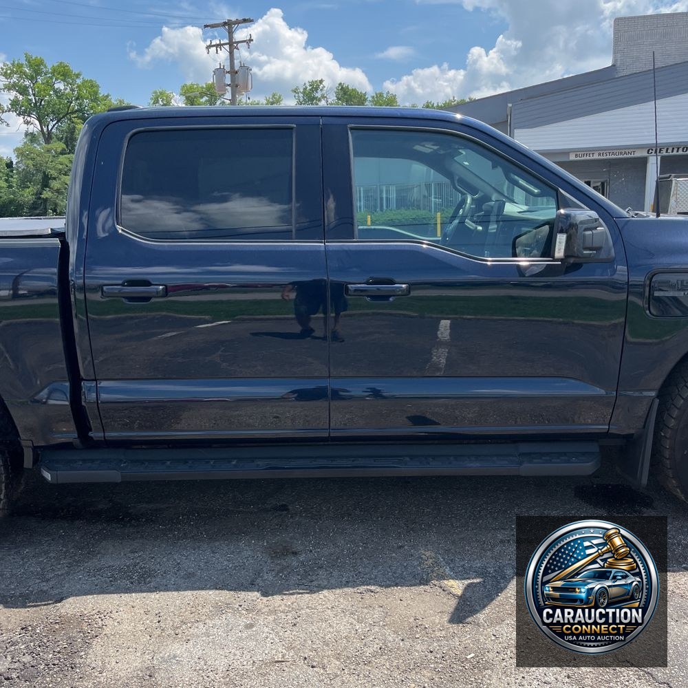 2023 Ford F150 Lightning Lariat