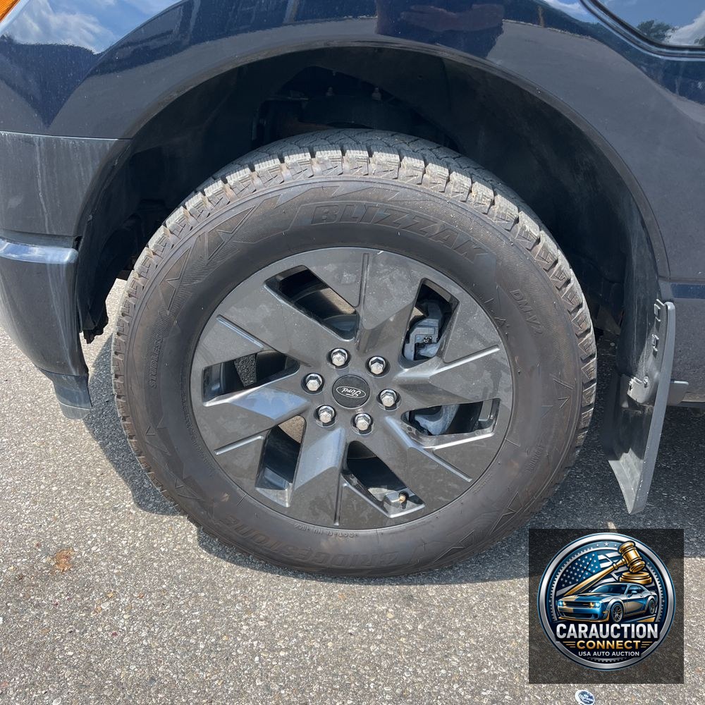 2023 Ford F150 Lightning Lariat
