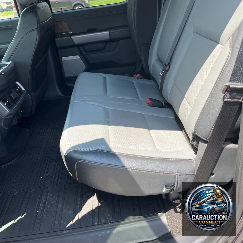 2023 Ford F150 Lightning Lariat