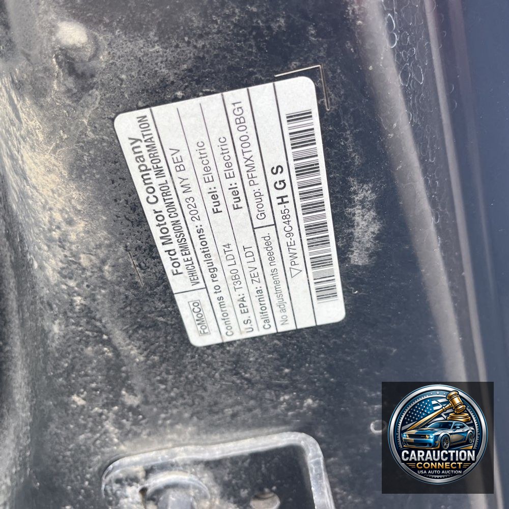 2023 Ford F150 Lightning Lariat