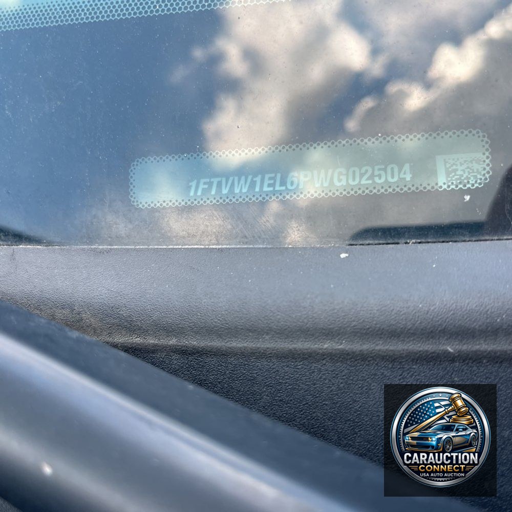 2023 Ford F150 Lightning Lariat
