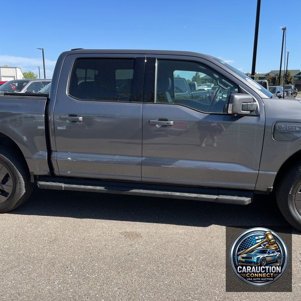 2023 Ford F-150 Lightning Lariat