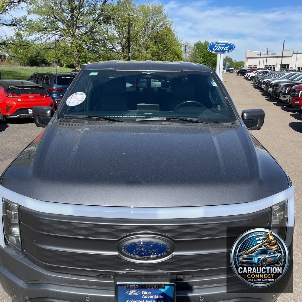 2023 Ford F-150 Lightning Lariat