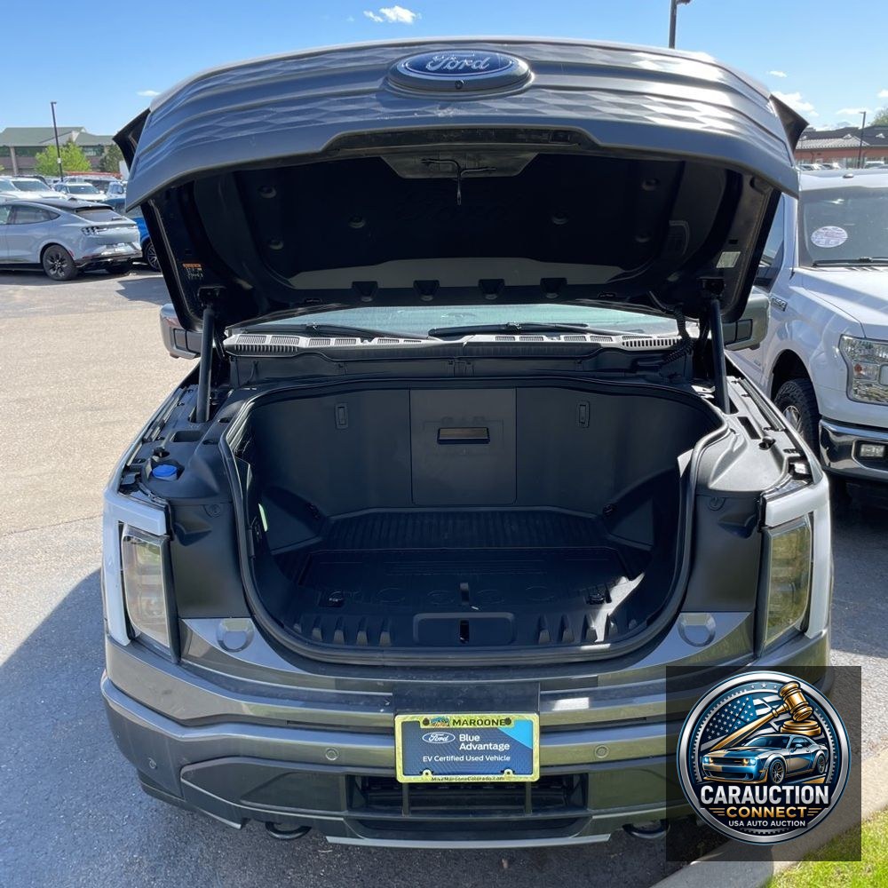 2023 Ford F-150 Lightning Lariat