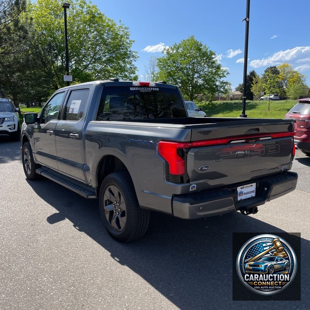 2023 Ford F-150 Lightning Lariat