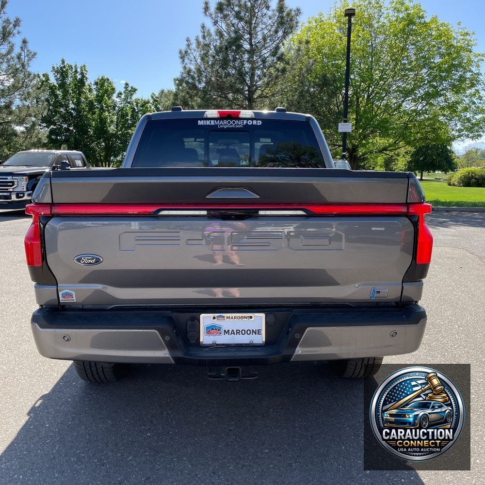 2023 Ford F-150 Lightning Lariat