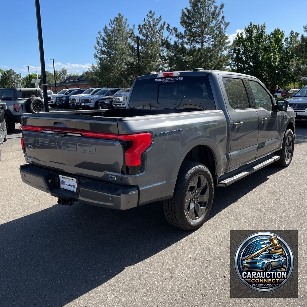 2023 Ford F-150 Lightning Lariat
