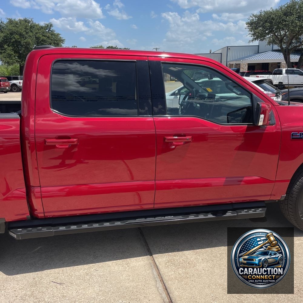 2022 Ford F-150 Lightning Lariat