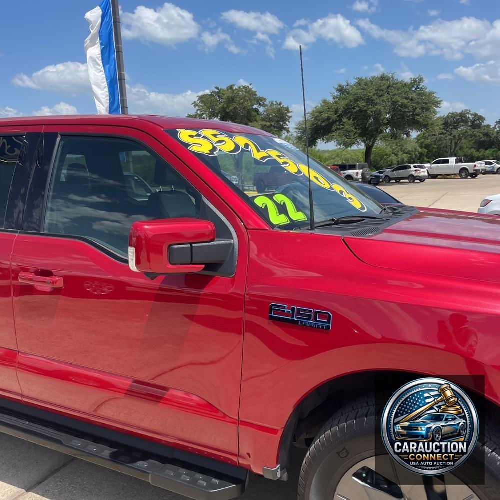 2022 Ford F-150 Lightning Lariat