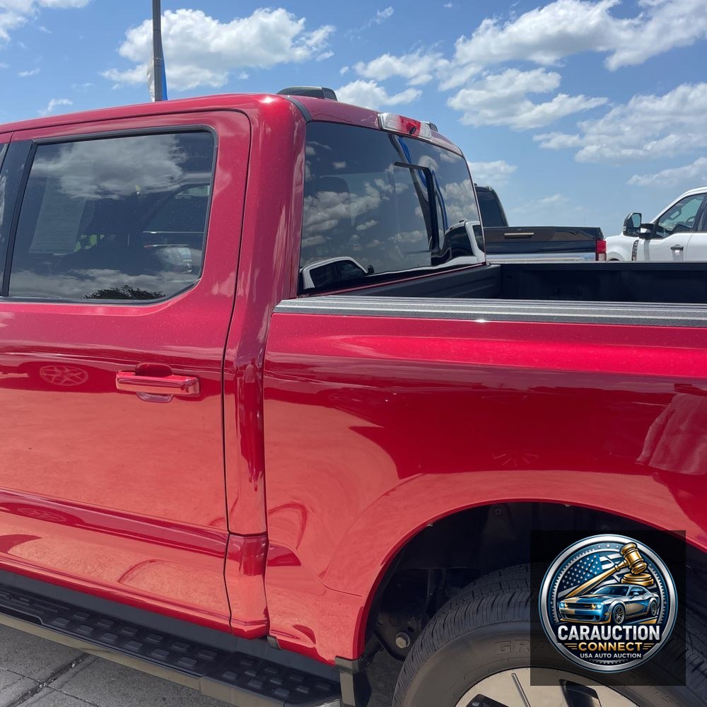 2022 Ford F-150 Lightning Lariat