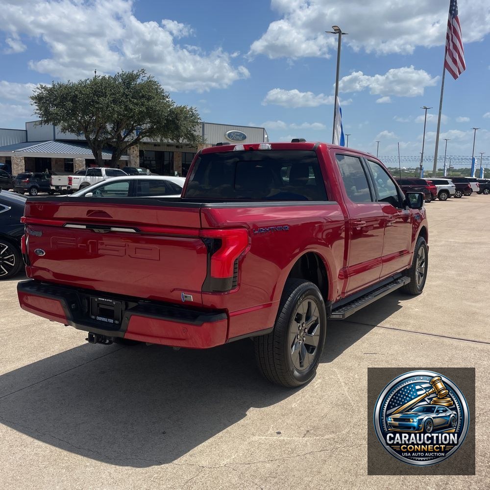 2022 Ford F-150 Lightning Lariat
