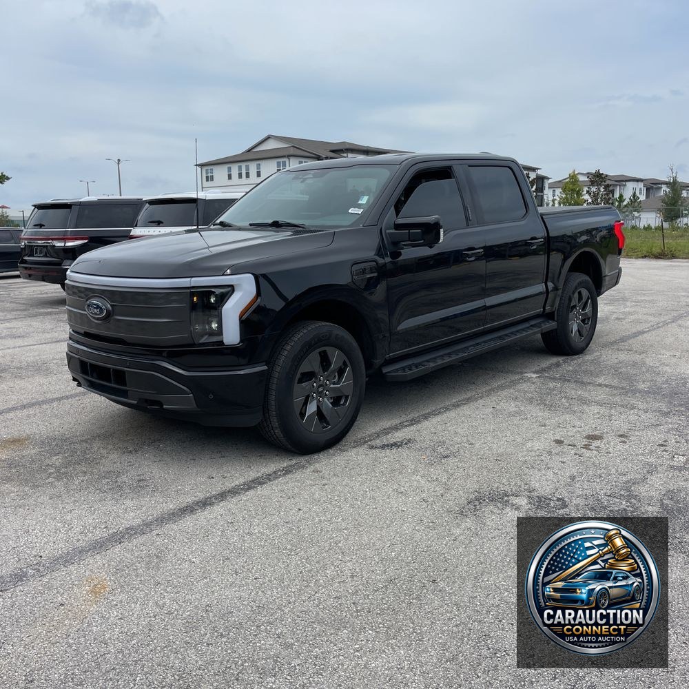 2023 Ford F-150 Lightning Lariat
