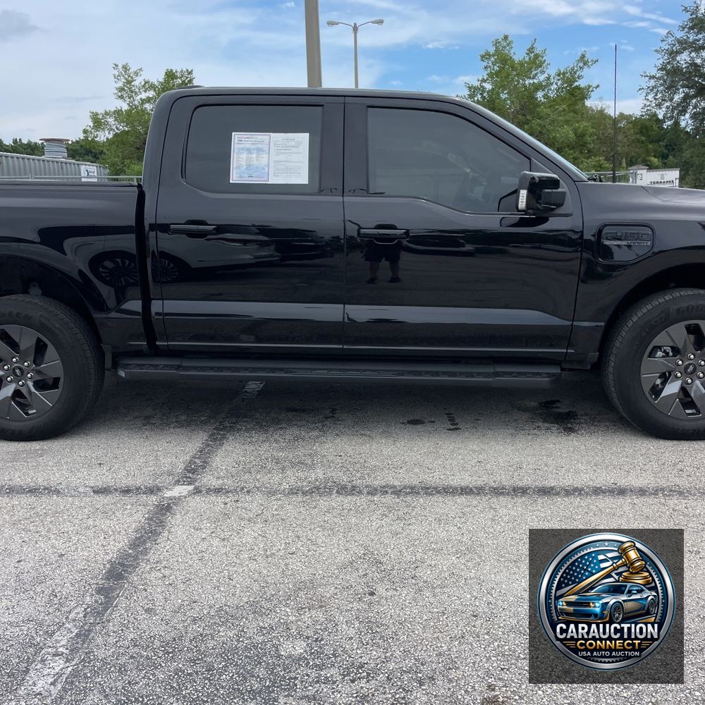 2023 Ford F-150 Lightning Lariat