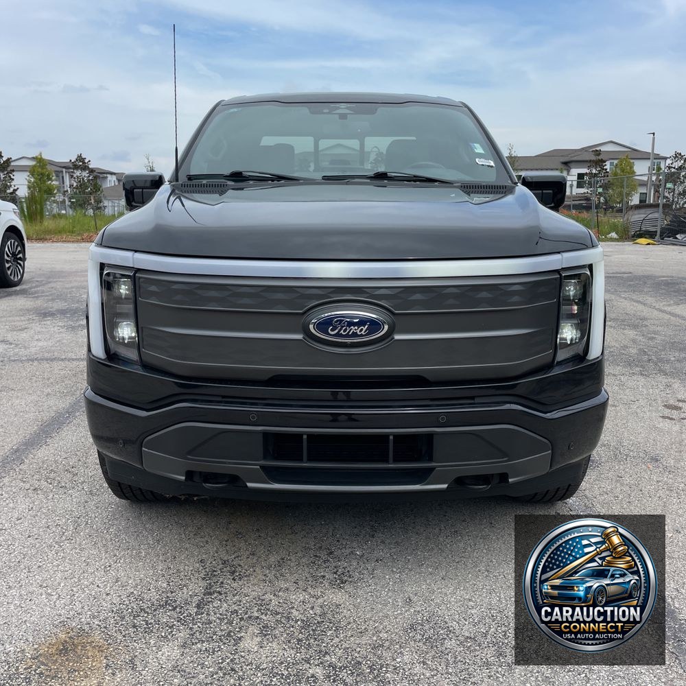 2023 Ford F-150 Lightning Lariat