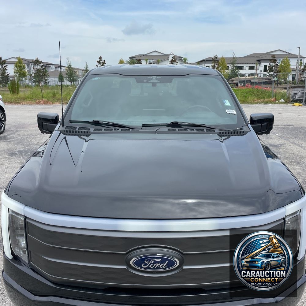 2023 Ford F-150 Lightning Lariat
