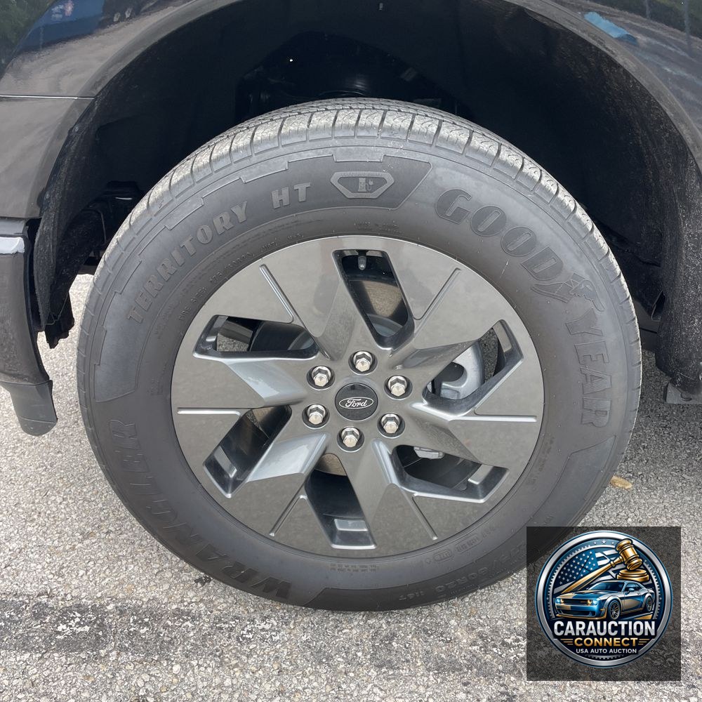 2023 Ford F-150 Lightning Lariat