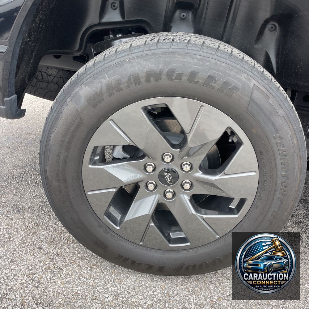 2023 Ford F-150 Lightning Lariat