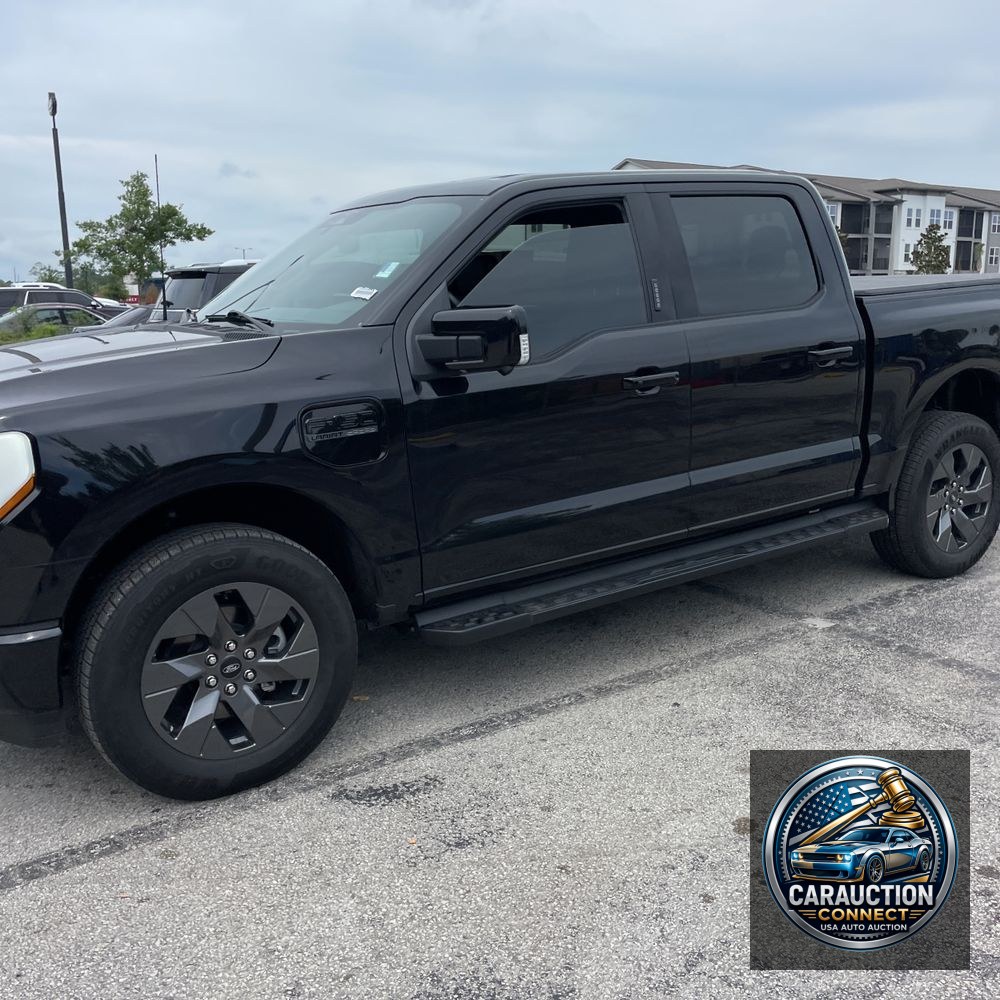 2023 Ford F-150 Lightning Lariat