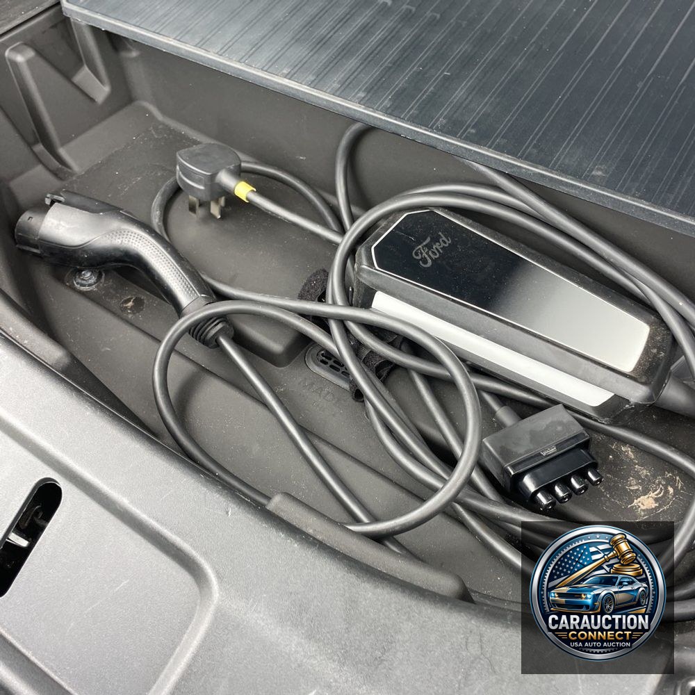 2023 Ford F-150 Lightning Lariat