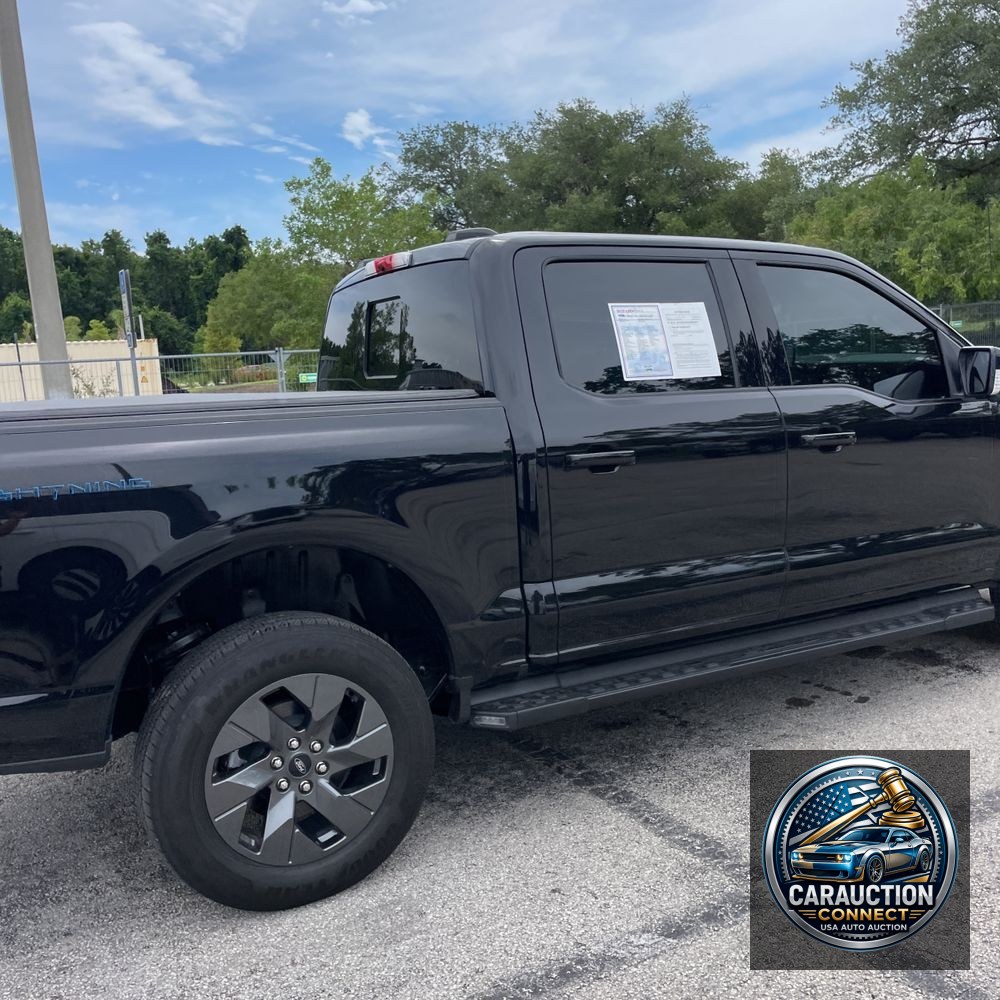 2023 Ford F-150 Lightning Lariat