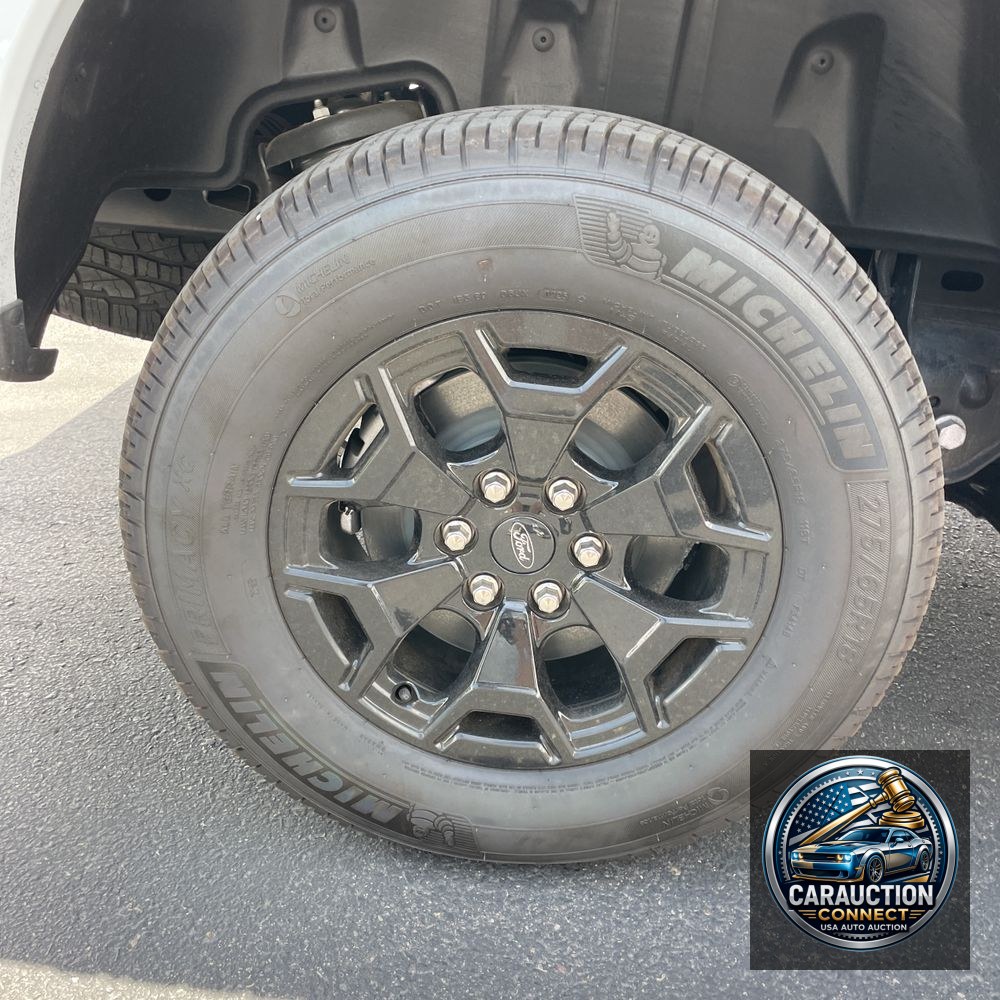 2025 Ford F-150 Lightning XLT