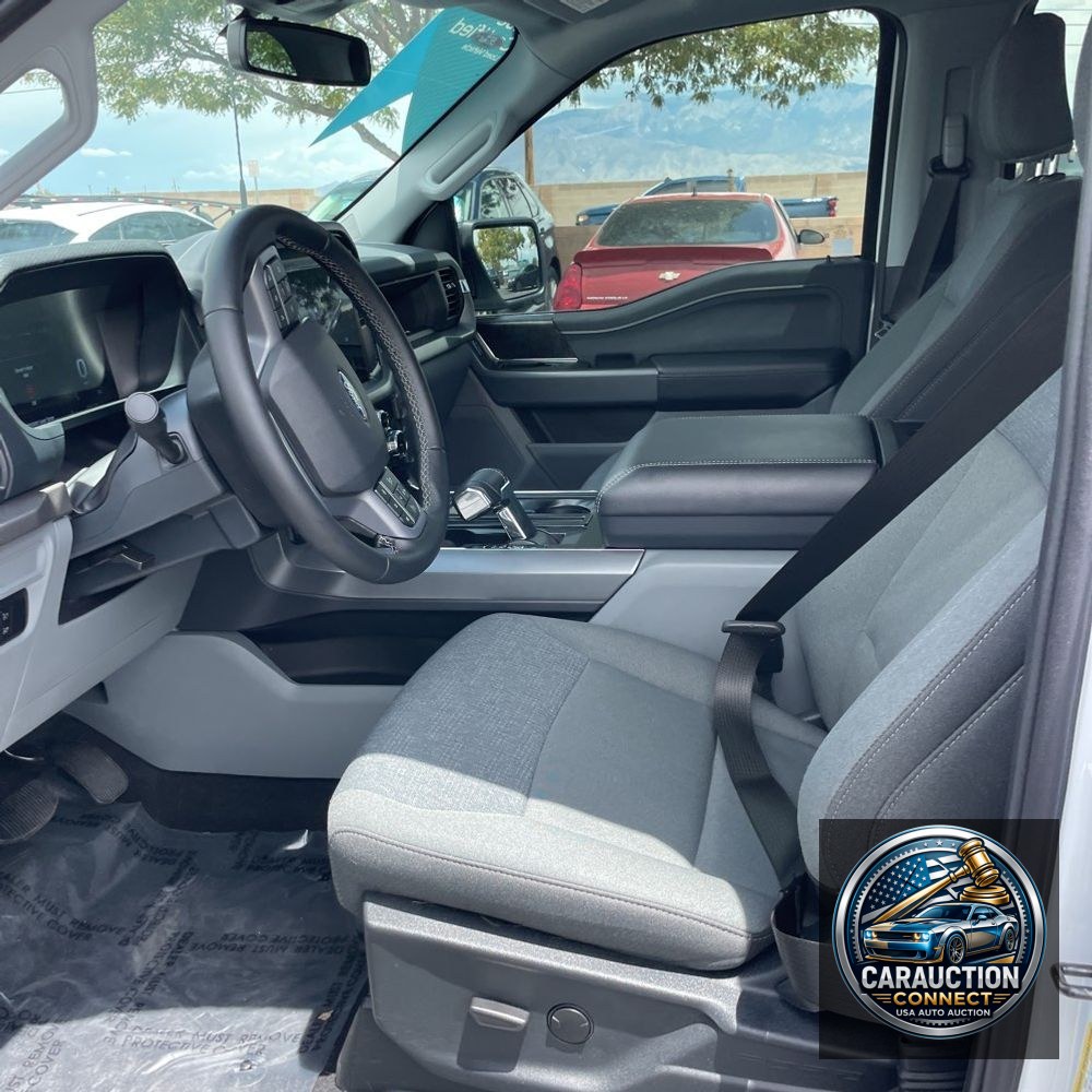 2025 Ford F-150 Lightning XLT