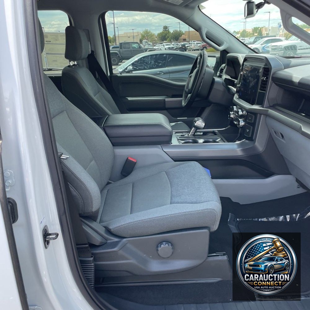 2025 Ford F-150 Lightning XLT