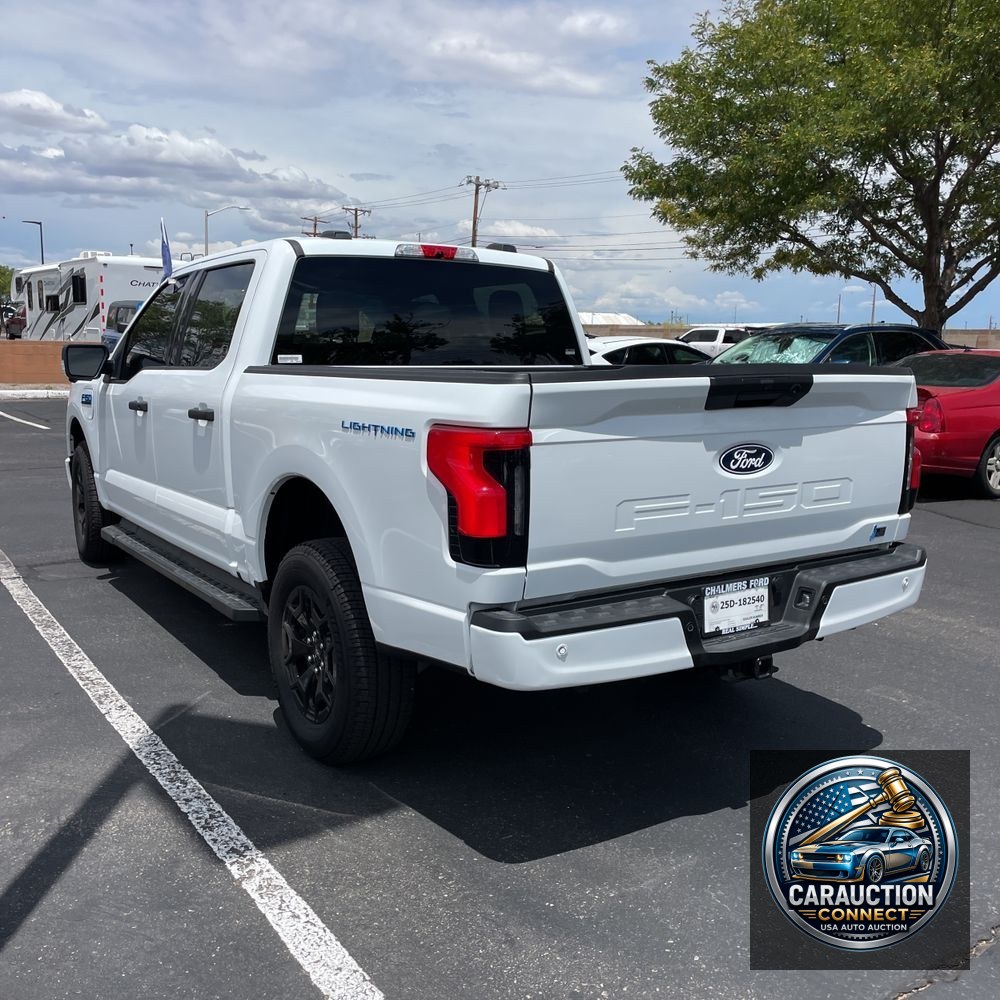2025 Ford F-150 Lightning XLT