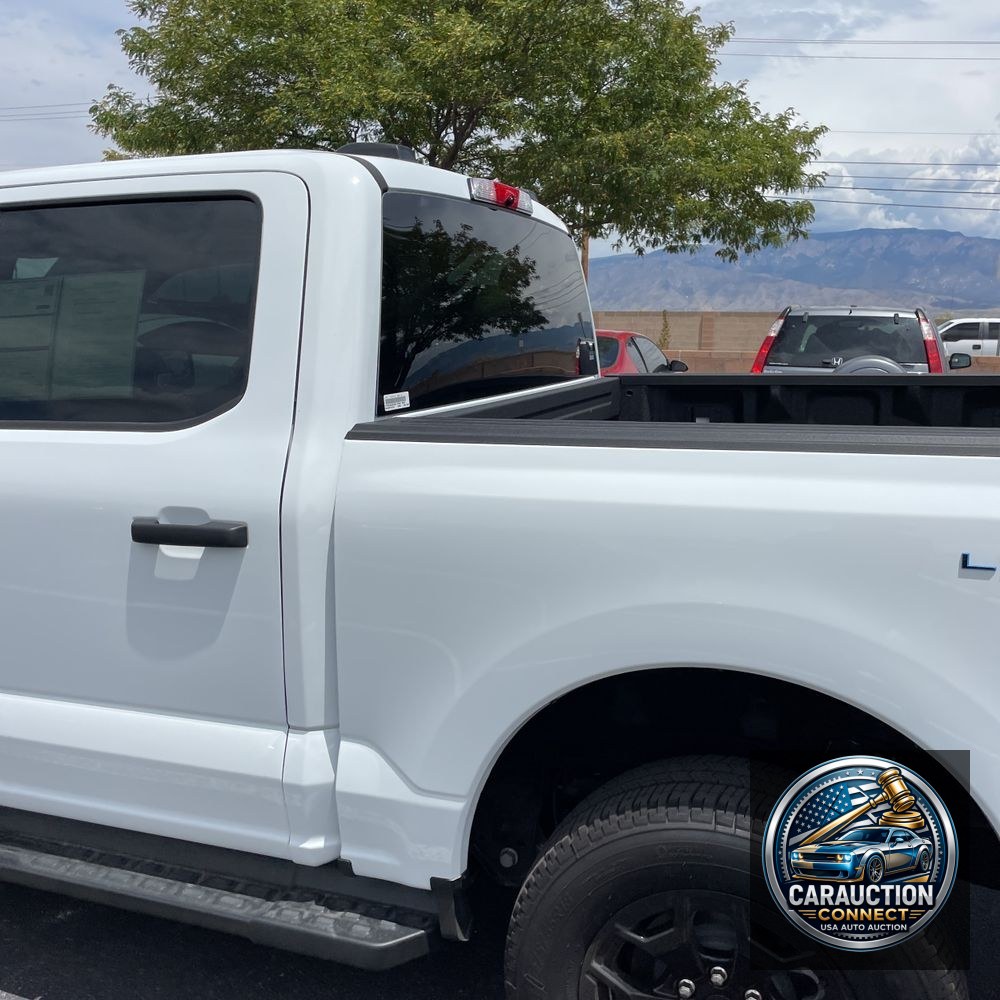2025 Ford F-150 Lightning XLT