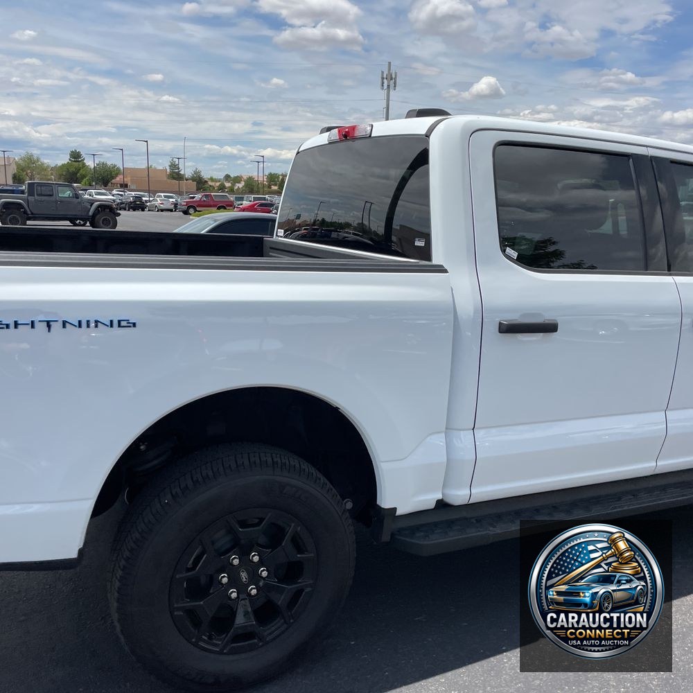 2025 Ford F-150 Lightning XLT