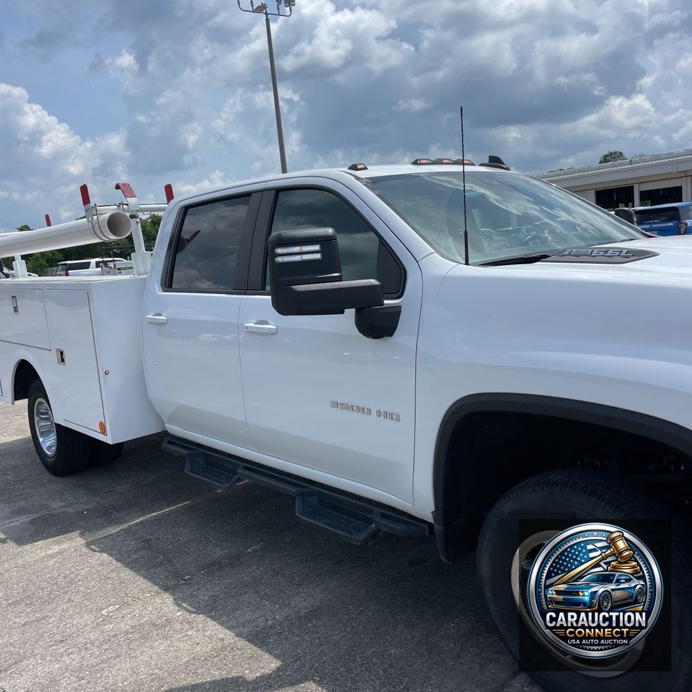 2024 Chevrolet Silverado 3500HD CC LT