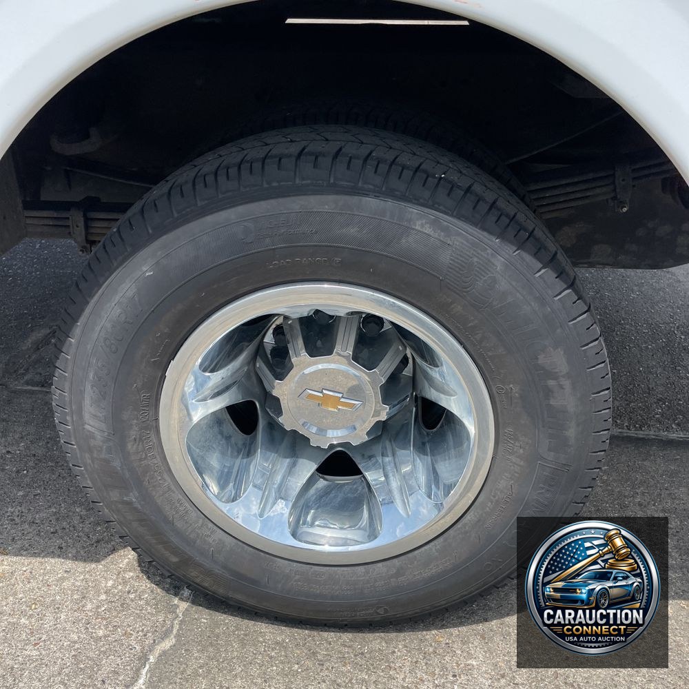2024 Chevrolet Silverado 3500HD CC LT
