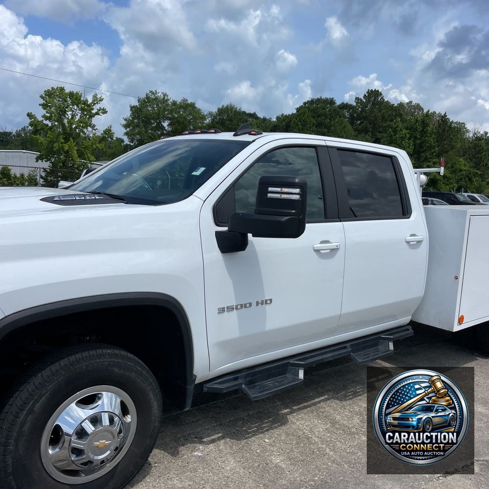 2024 Chevrolet Silverado 3500HD CC LT