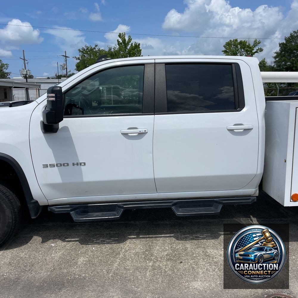 2024 Chevrolet Silverado 3500HD CC LT