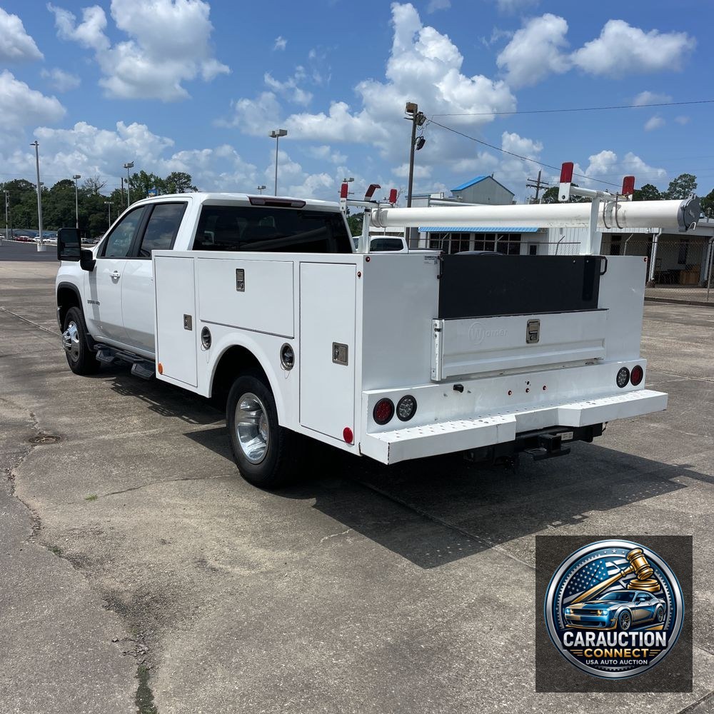 2024 Chevrolet Silverado 3500HD CC LT