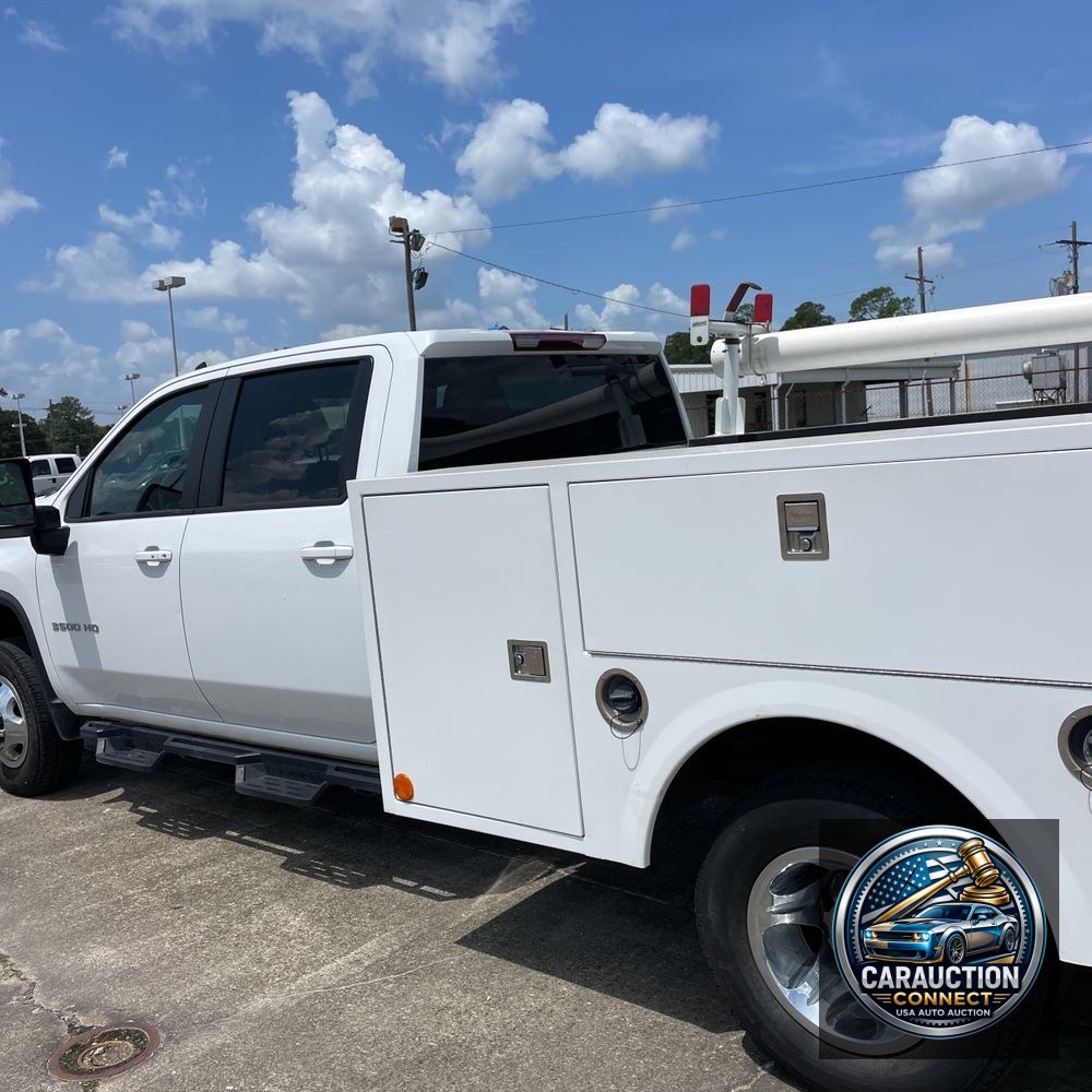 2024 Chevrolet Silverado 3500HD CC LT