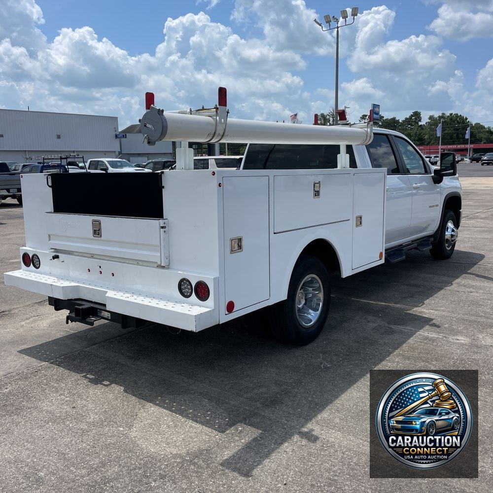2024 Chevrolet Silverado 3500HD CC LT