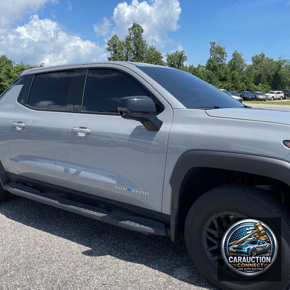 2025 Chevrolet Silverado EV LT